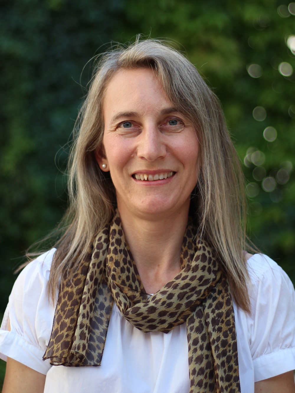 Mag. Dagmar LEISSER