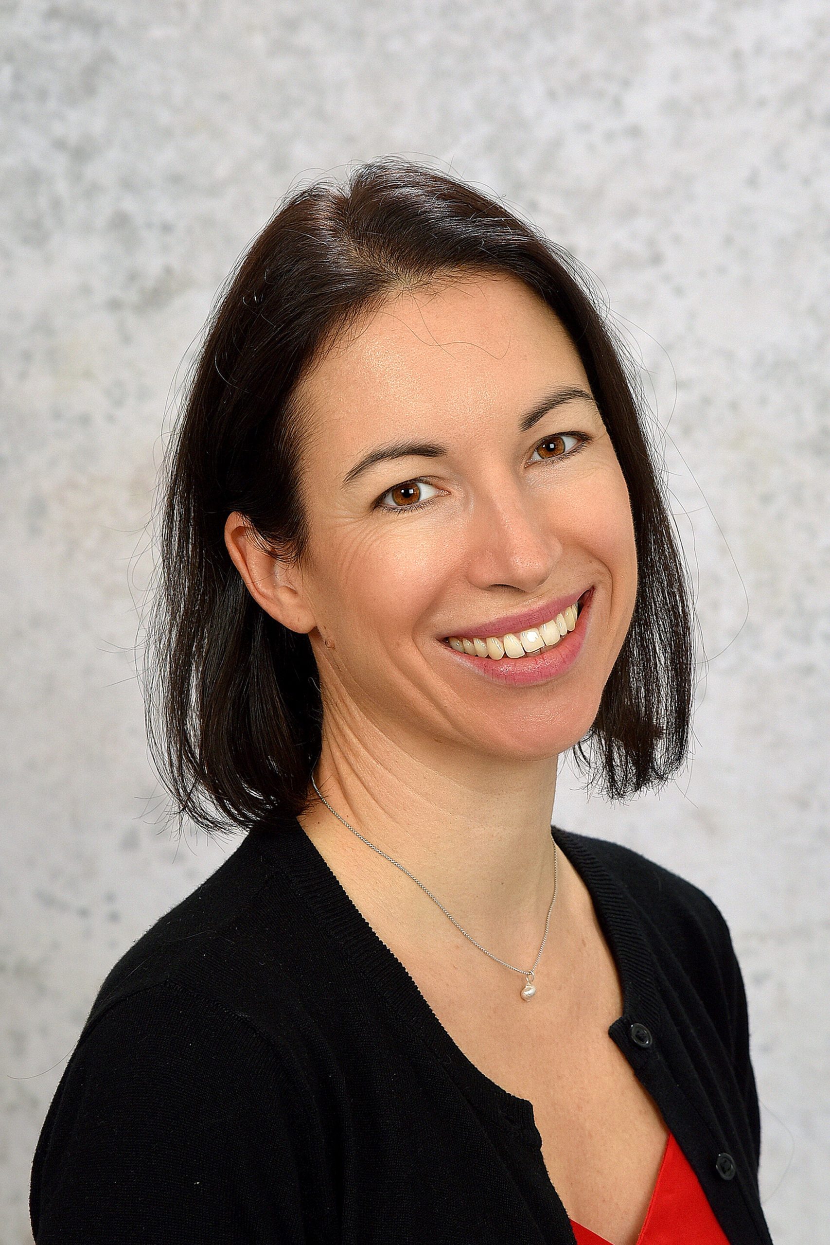 MMag. Lisa-Maria HAMMERER-QUINN